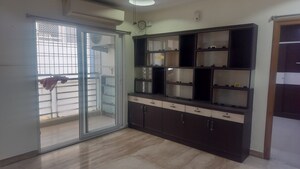 Room in 3 BHK Apartment at Banjara Hills – for Rent