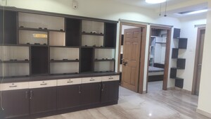 Room in 3 BHK Apartment at Banjara Hills – for Rent