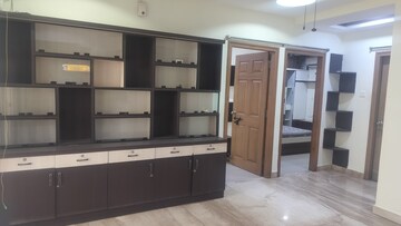 Room in 3 BHK Apartment at Banjara Hills – for Rent