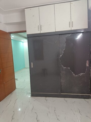 Kitchen in 2 BHK Builder Floor at Sector 49 – for Rent