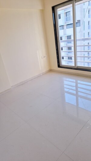 Room in 1 BHK Apartment at Kurla East – for Rent