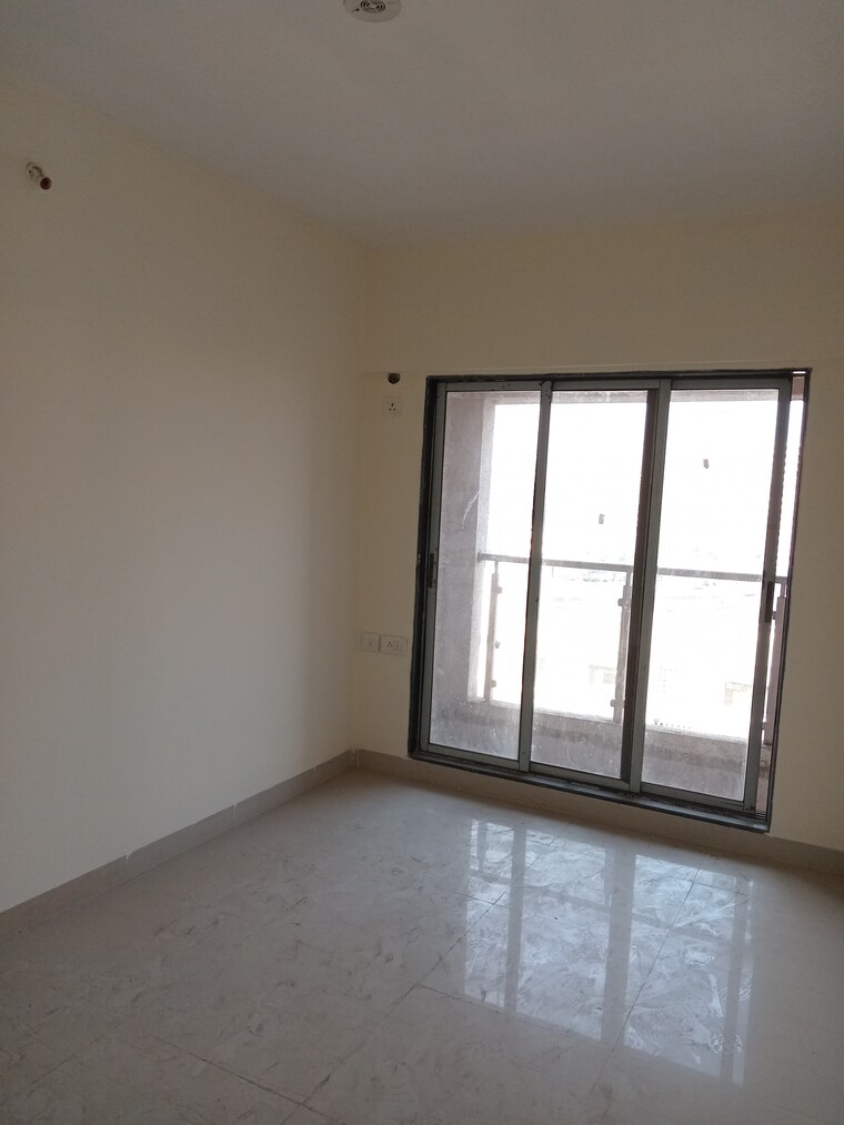 Room, kurla east 2 Bedroom 550 Sq.Ft. Apartment In Kurla East Mumbai 9617027