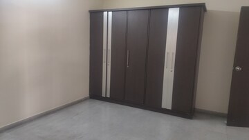 Room in 3 BHK Apartment at Banjara Hills – for Rent