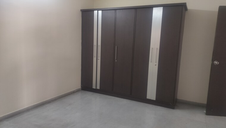 Room, banjara hills 3 Bedroom 2000 Sq.Ft. Apartment In Banjara Hills Hyderabad 9617038