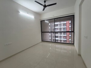 2 BHK Apartment For Rent in Mantra Montana Phase 1, Dhanori