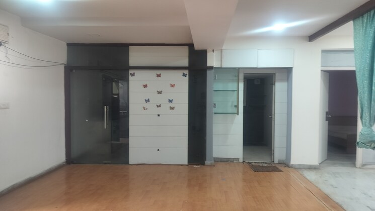 Room, jubilee hills 2 Bedroom 1300 Sq.Ft. Apartment In Jubilee Hills Hyderabad 9617053