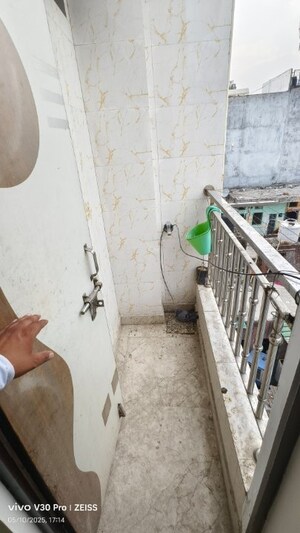 Balcony in 1 BHK Builder Floor at Shakarpur – for Rent