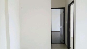 Room in 1 BHK Apartment at Aspen Park, Goregaon East – for Rent