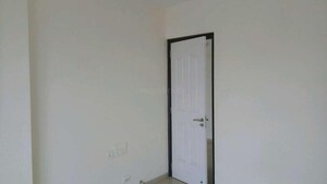 Room in 1 BHK Apartment at Aspen Park, Goregaon East – for Rent