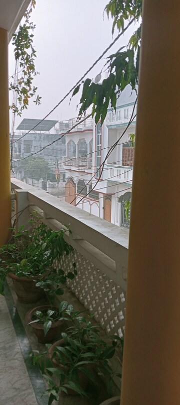 Balcony in 2.5 BHK Independent House at Rajajipuram – for Rent