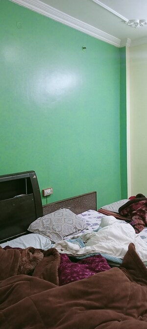 Bedroom in 2.5 BHK Independent House at Rajajipuram – for Rent