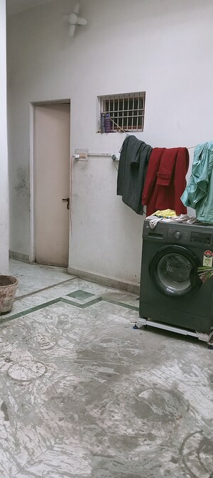 Living Room in 2.5 BHK Independent House at Rajajipuram – for Rent