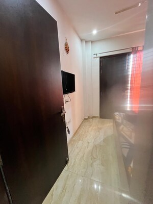 Building Lobby in 2 BHK Builder Floor at RWA Residential Society Sector 46, Sector 46 – for Rent