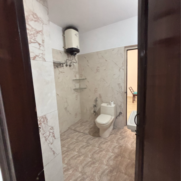 Bathroom in 3 BHK Builder Floor at Green Park – for Rent