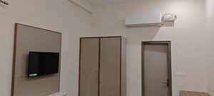 Room in 1 RK Apartment at Vip Road – for Rent