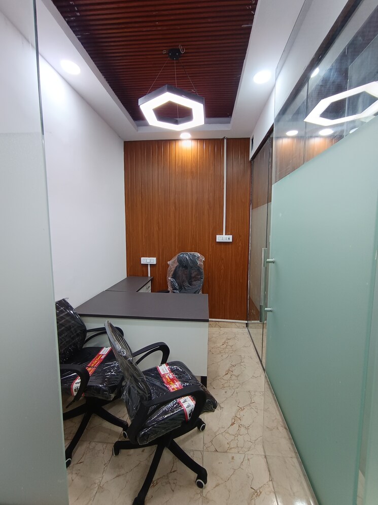 Team Area, sector 2 Commercial Office Space 900 Sq.Ft. In Sector 2 Noida 9617115