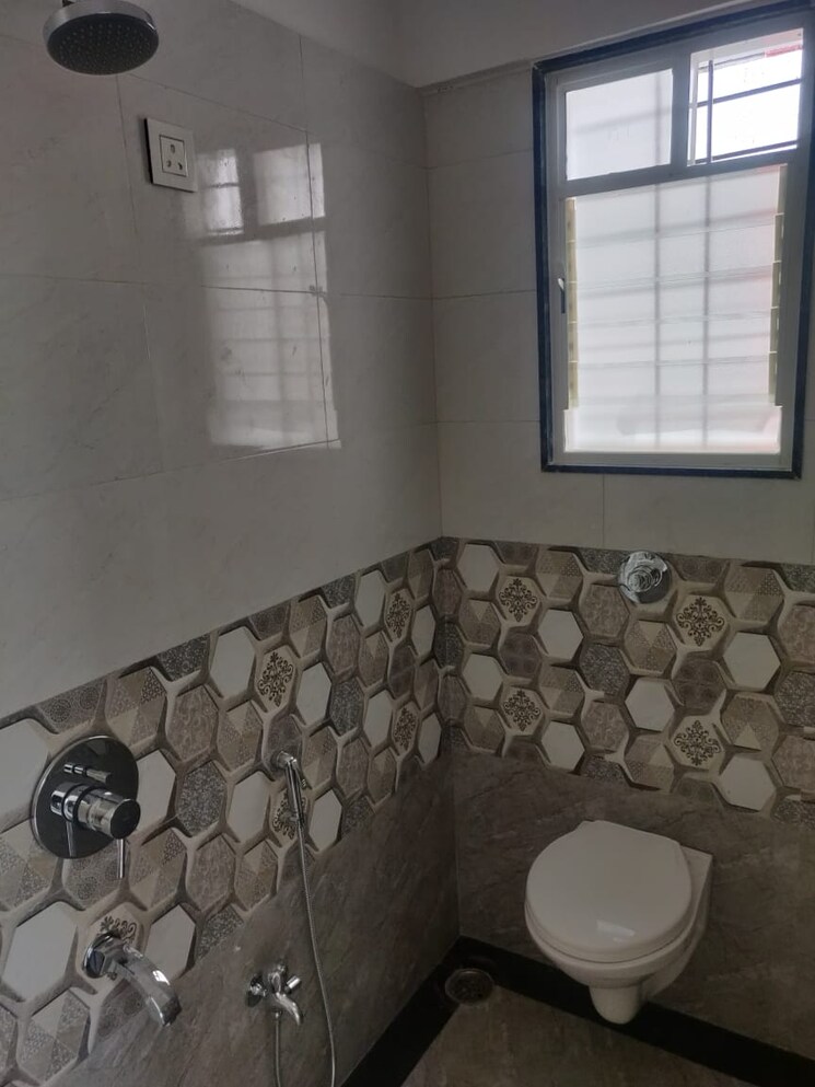 Bathroom, eden-garden-chs 2 Bedroom 1100 Sq.Ft. Apartment In Viman Nagar Pune 9617135