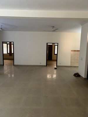 2 BHK Builder Floor For Rent in RWA Residential Society Sector 46, Sector 46