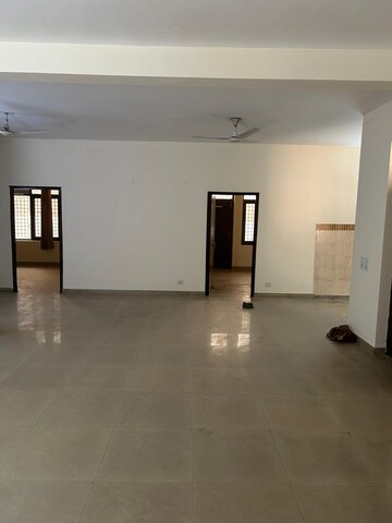 2 BHK Builder Floor For Rent in RWA Residential Society Sector 46, Sector 46