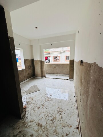 Room in 2 BHK Apartment at Dum Dum – for Sale