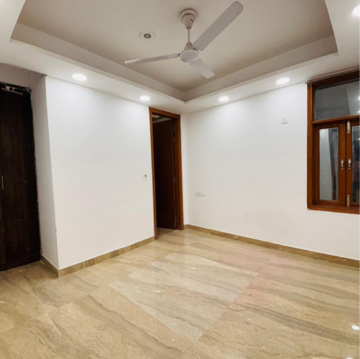 Room in 3 BHK Builder Floor at Saket – for Rent