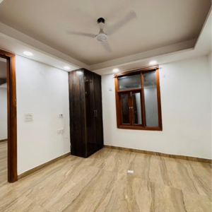 Room in 3 BHK Builder Floor at Saket – for Rent
