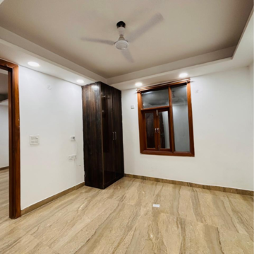 Room in 3 BHK Builder Floor at Saket – for Rent