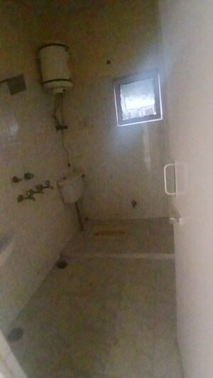 Attached Bathroom in 2 BHK Apartment at Srijan Apartments, Sector 62 – for Rent