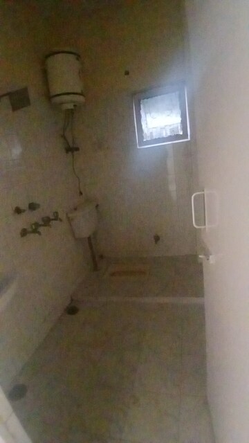 Attached Bathroom in 2 BHK Apartment at Srijan Apartments, Sector 62 – for Rent