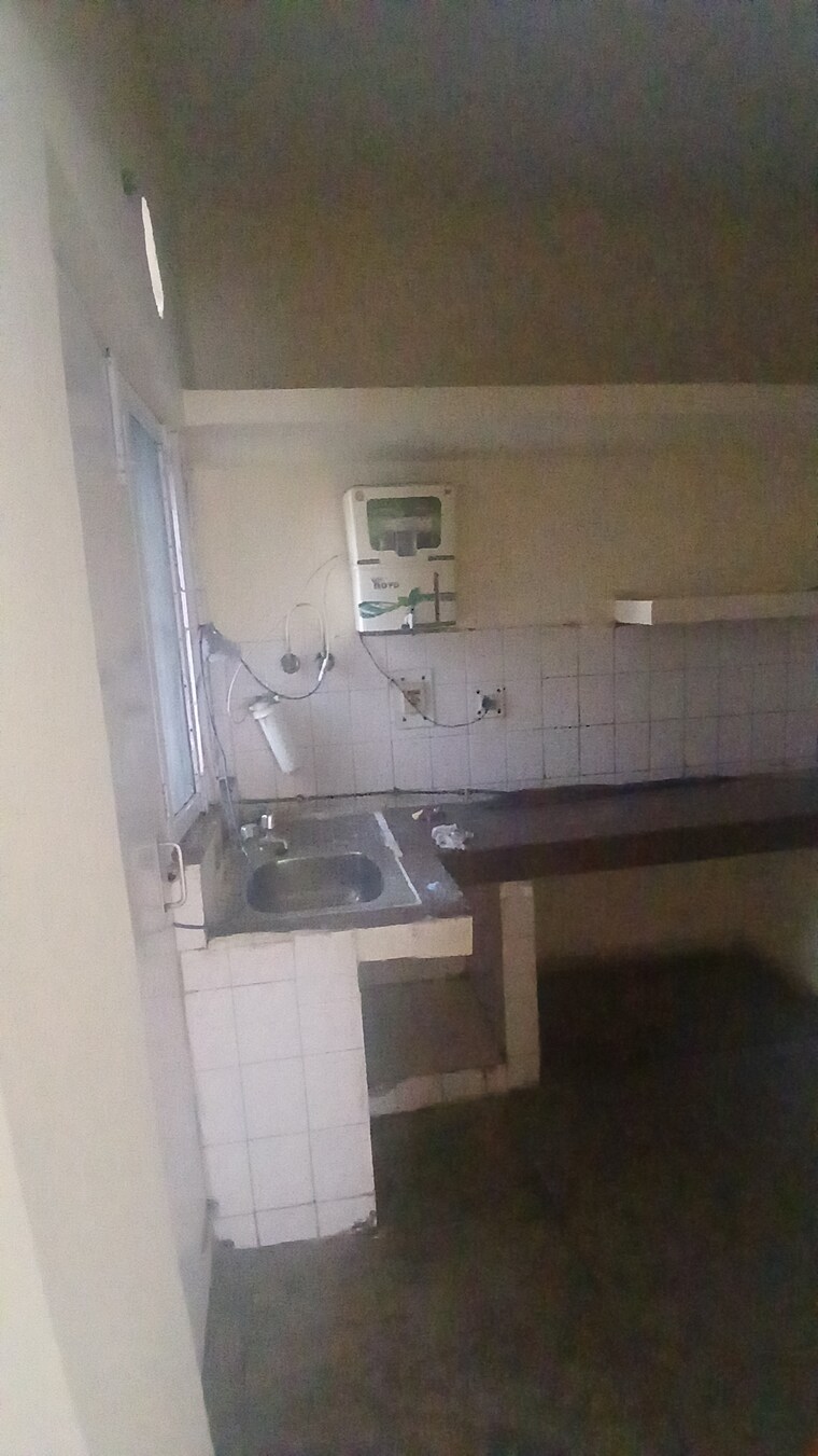 Kitchen, srijan-apartments 2 Bedroom 1200 Sq.Ft. Apartment In Sector 62 Noida 9617149