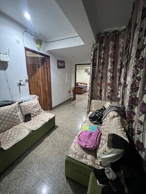 Living Room in 2 BHK Builder Floor at Sector 21 – for Rent