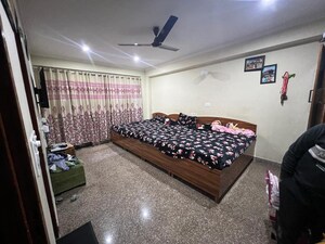 2 BHK Builder Floor For Rent in Sector 21