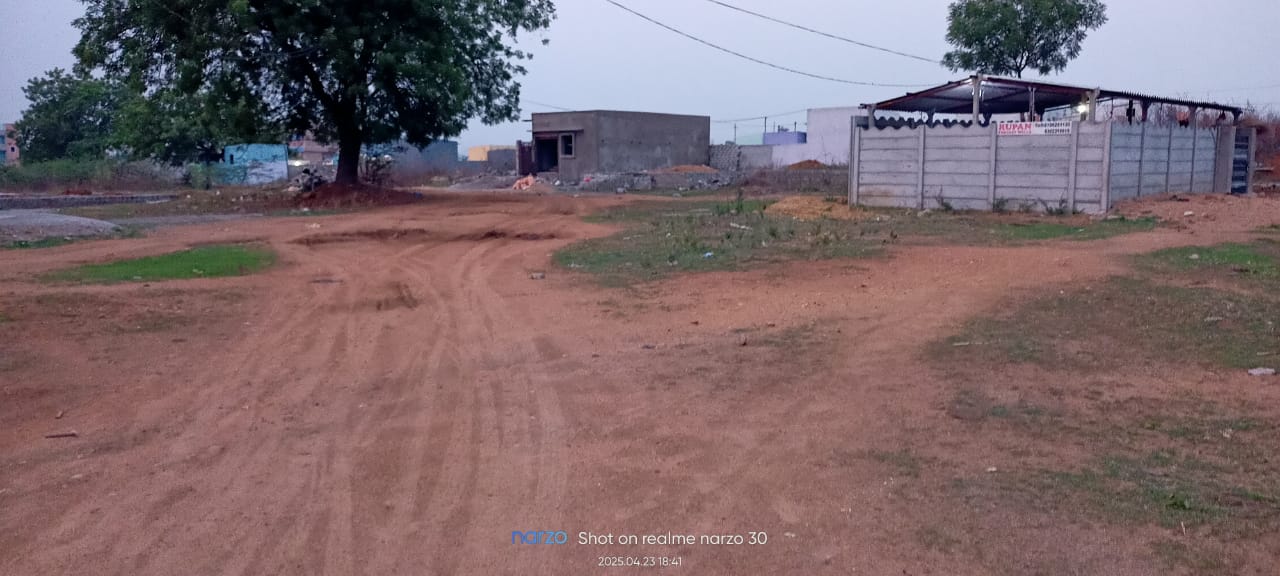 Plot For Sale in Recidencial Plot At Ameen