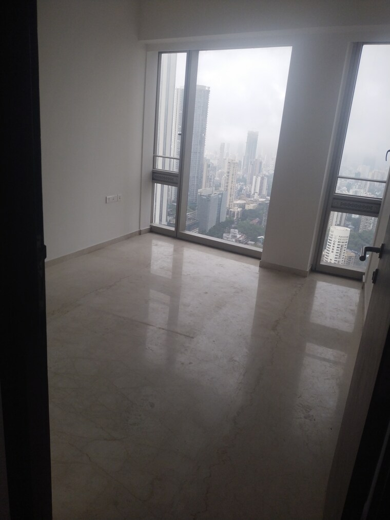 Room, lnt-realty-crescent-bay 2 Bedroom 788 Sq.Ft. Apartment In Parel Mumbai 9617166