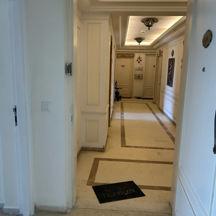 Bathroom, dlf-the-skycourt 3 Bedroom 1931 Sq.Ft. Apartment In Nawada Fatehpur Gurgaon 9617252