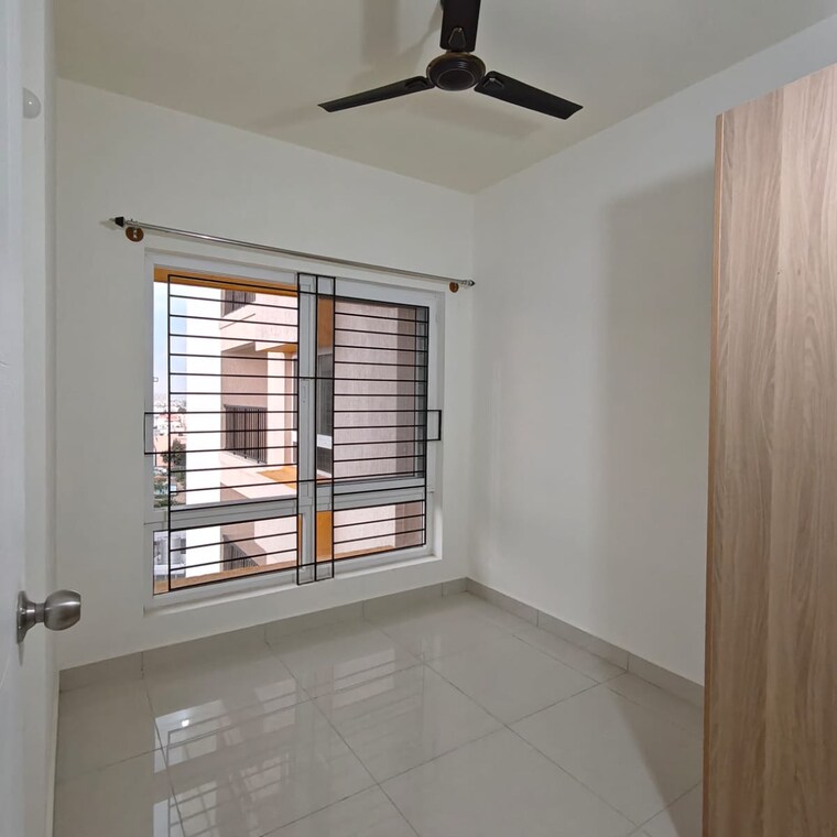 Room, kolte-patil-itowers-exente 2.5 Bedroom 1233 Sq.Ft. Apartment In Doddanagamangala Village Bangalore 9617183