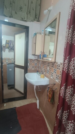  2 BHK Builder Floor at Ankur Park, Mukund Nagar – for Sale