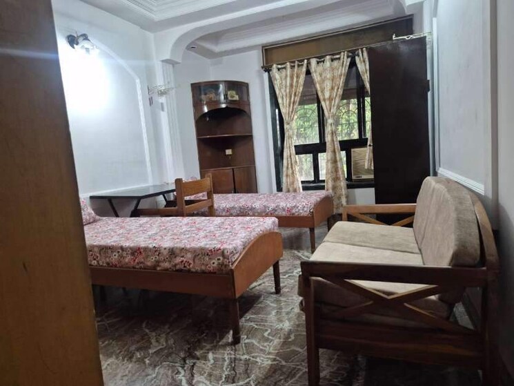 Bedroom, malad east Pg For Boys & Girls In Malad East 9617195