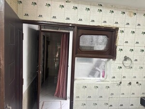 Furnished Amenities in 3 BHK Independent House at Sector 44 – for Sale