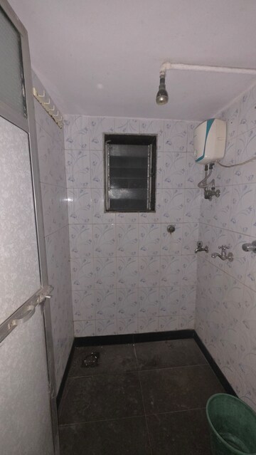 Furnished Amenities in 1 BHK Apartment at Vrindavan CHS Thane West, Vrindavan Society – for Sale