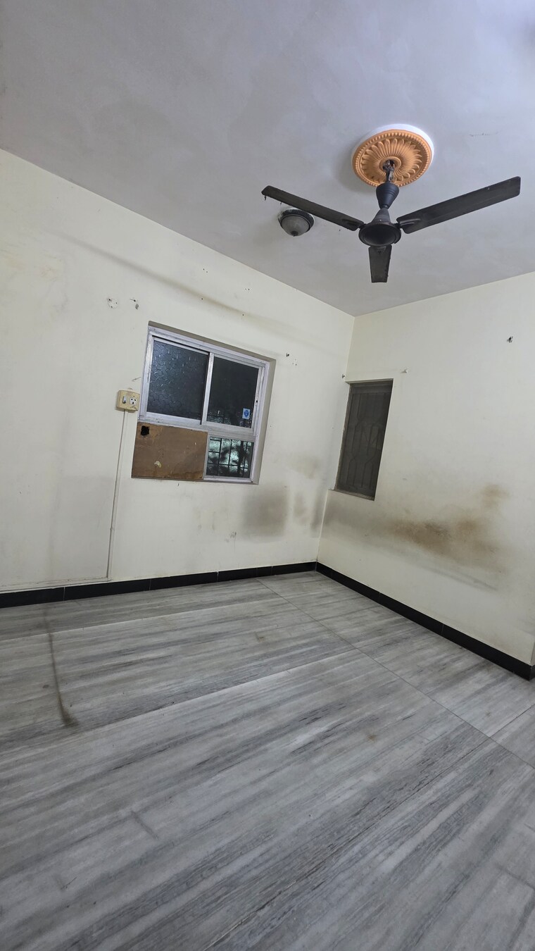 undefined, vrindavan-chs-thane-west 1 Bedroom 500 Sq.Ft. Apartment In Vrindavan Society Thane 9617215