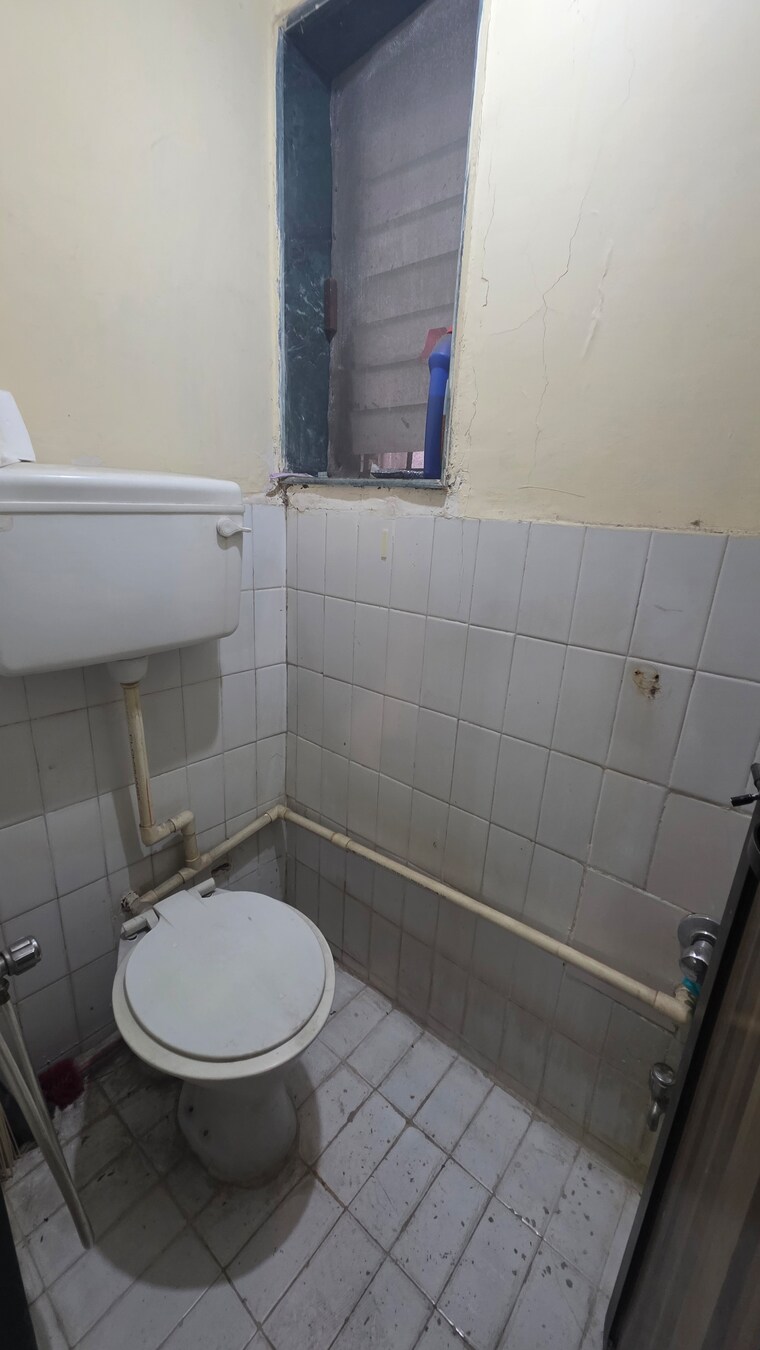 Bathroom, shirish-apartment 1 Bedroom 508 Sq.Ft. Apartment In Vasant Vihar Thane 9617219