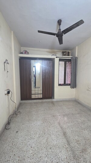 Room in 1 BHK Apartment at Shirish Apartment, Vasant Vihar – for Sale
