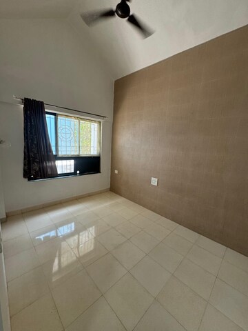 2 BHK Apartment For Sale in N G Tivoli RNA, Mira Road