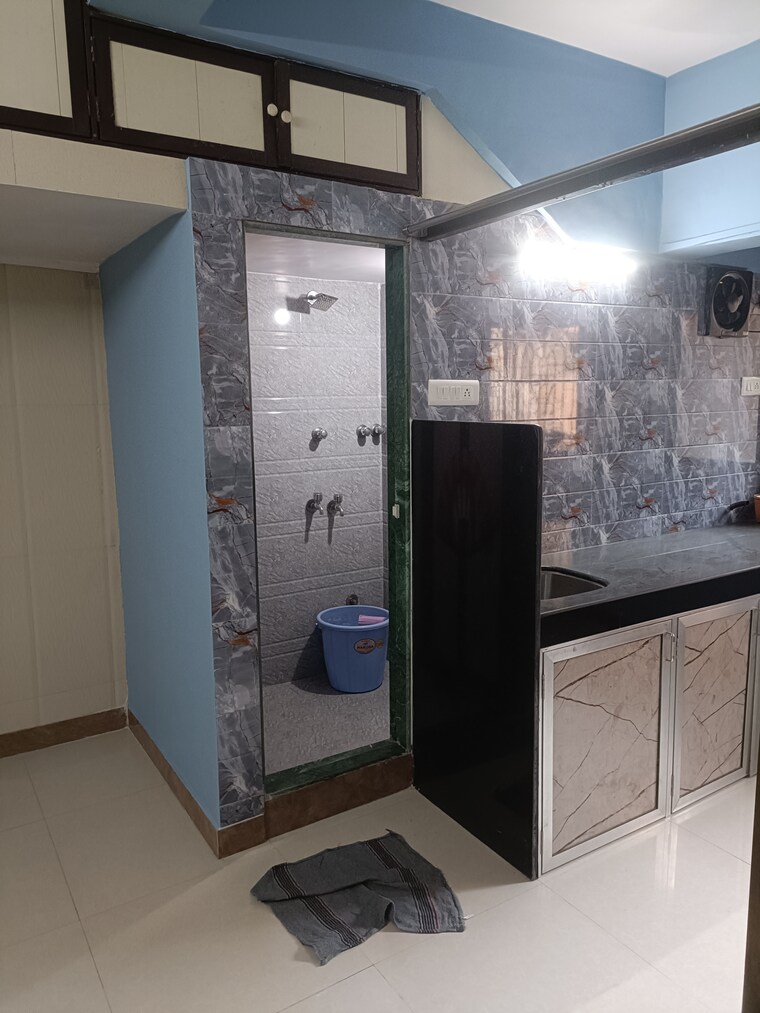 Kitchen, silver-castle-andheri-east 1 RK 300 Sq.Ft. Apartment In Andheri East Mumbai 9617268