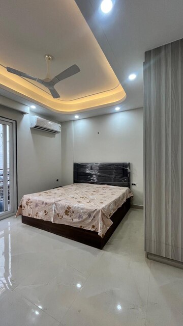 Bedroom in 1 BHK Builder Floor at Sector 24 – for Rent
