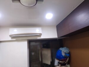 Furnished Amenities in 1 BHK Apartment at Silver Castle Andheri East, Andheri East – for Sale