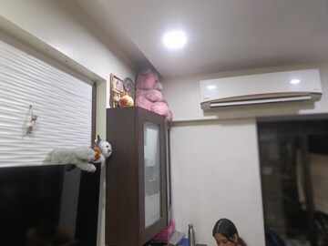 Bedroom in 1 BHK Apartment at Silver Castle Andheri East, Andheri East – for Sale