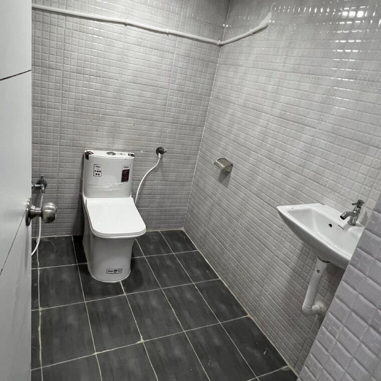 Bathroom, somajiguda Commercial Office Space 2025 Sq.Ft. In Somajiguda Hyderabad 9617278