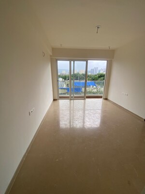 Room in 2 BHK Apartment at Indiabulls One Indiabulls, Pokhran Road No Two – for Sale